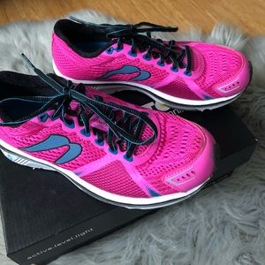 Newton size 6.5 Running Shoes